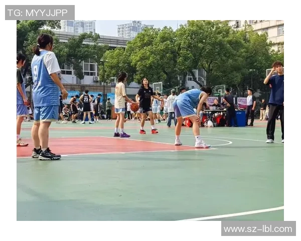 莫斯科篮球全明星体育馆盛况空前球迷热情高涨共庆篮球盛宴